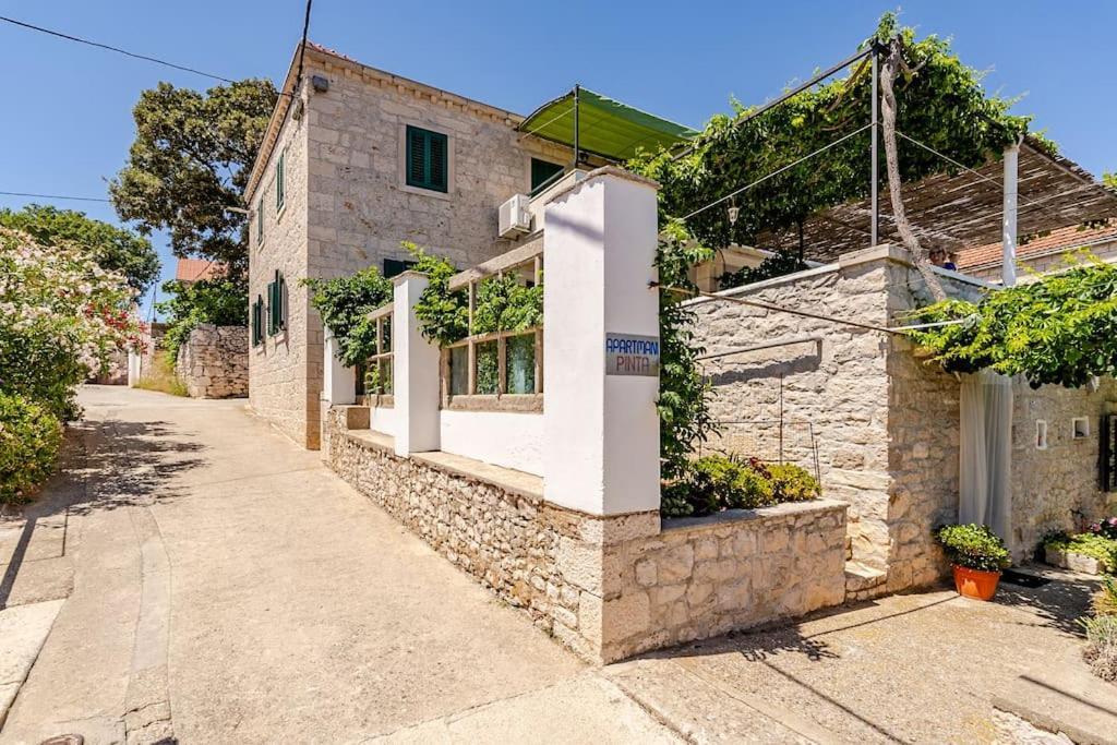 Pinta Apartments لومباردا المظهر الخارجي الصورة